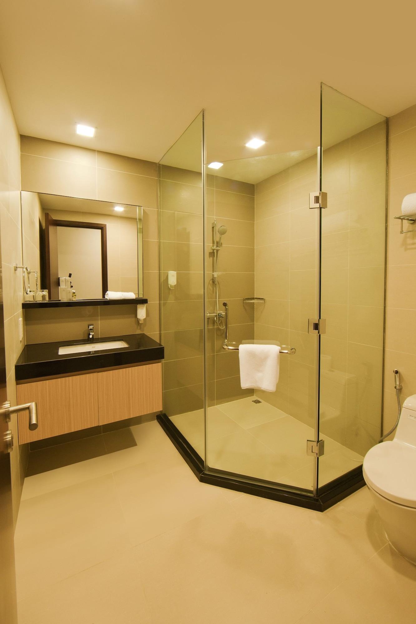 Somerset Central Td Hai Phong City Exterior photo
