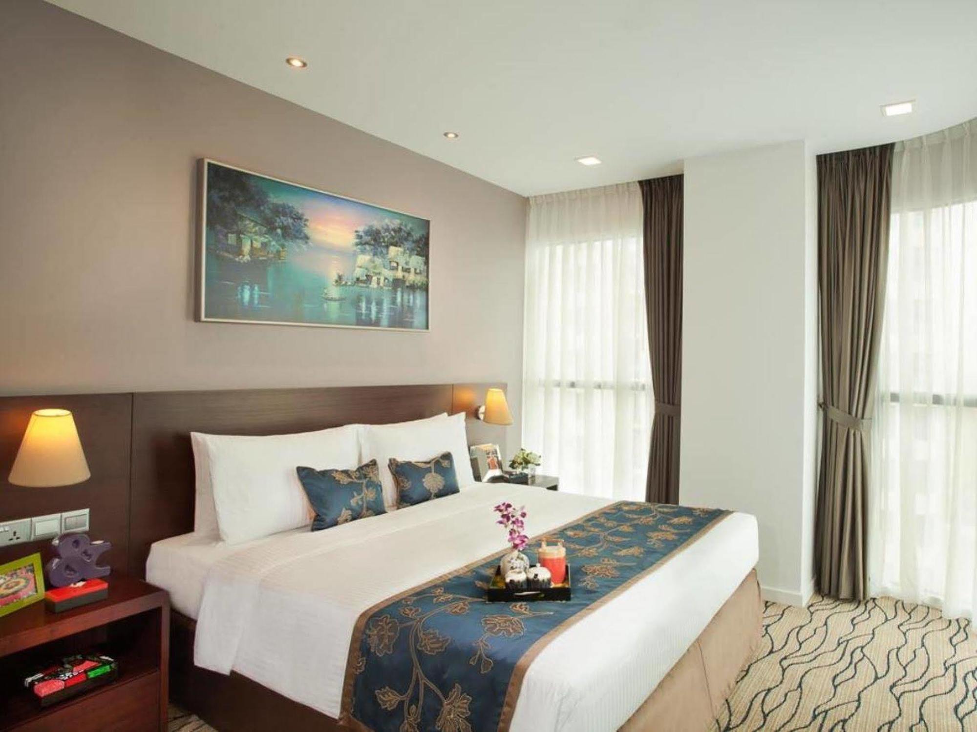 Somerset Central Td Hai Phong City Exterior photo